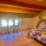 Angrill Habitacions * Lladurs