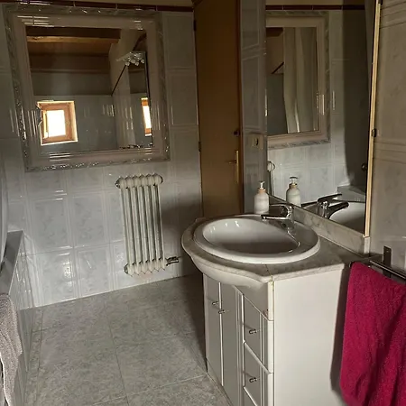 Деревянный коттедж Angrill Habitacions *