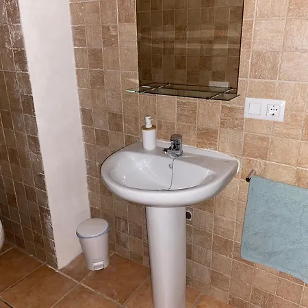 Angrill Habitacions Lladurs