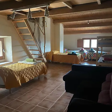 Angrill Habitacions Деревянный коттедж