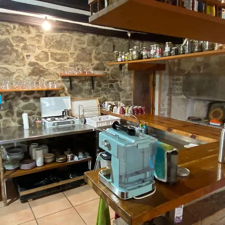 Angrill Habitacions Lodge